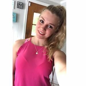 Meet your Posher, Brooke